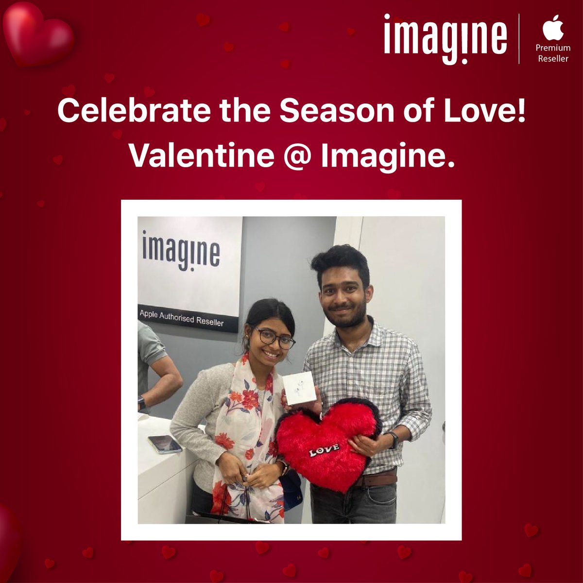 ImagineApplePR's tweet photo. "Customer service is not a department, it's everyone's passion at Imagine and we are keen to fulfill it".
Come visit peeps, and shop your favorite Apple products from Imagine because we have some exciting #ValentineDay offers just for you!
#HappyCustomer #ValentineWithImagine https://t.co/AhOOCiME0H