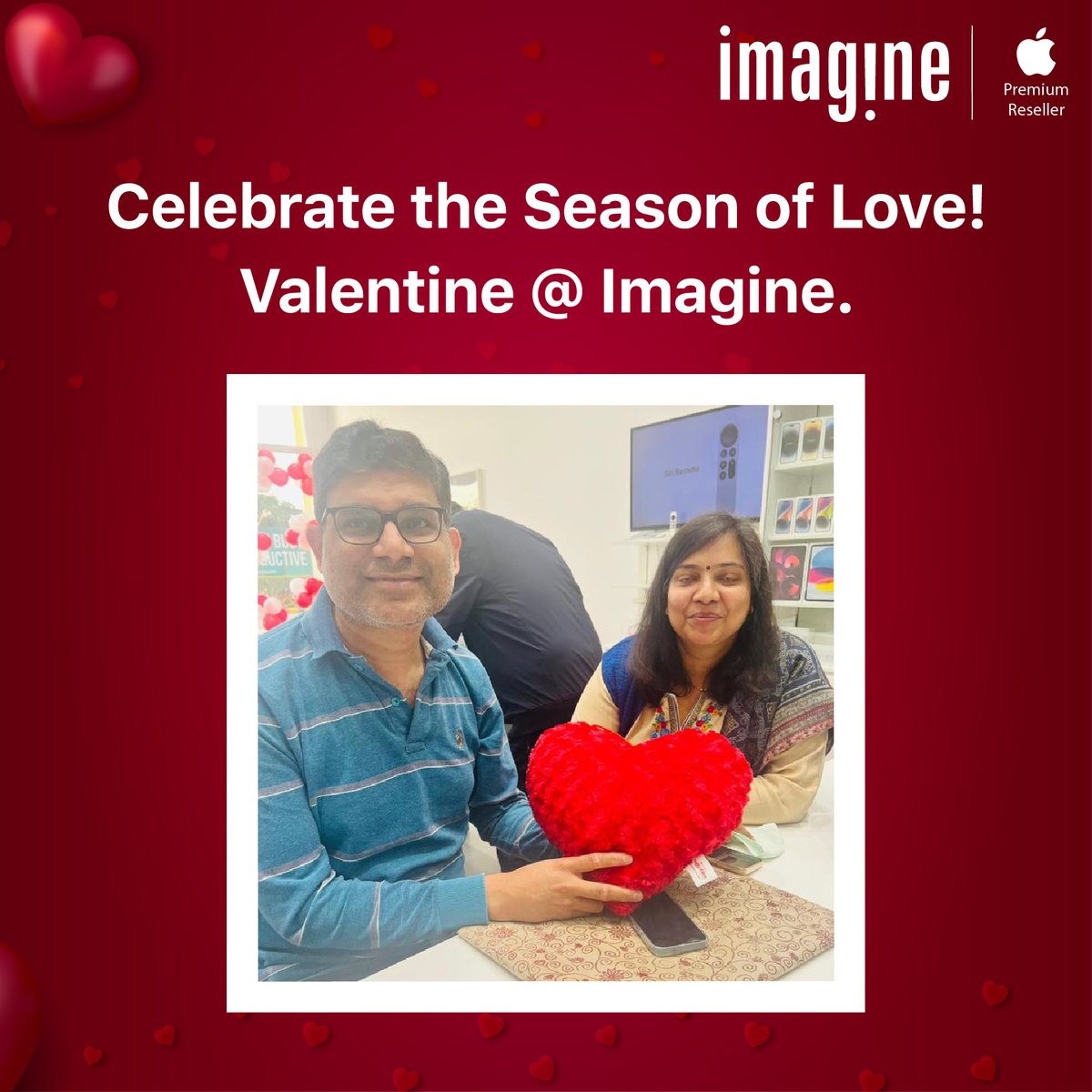 ImagineApplePR's tweet photo. "Customer service is not a department, it's everyone's passion at Imagine and we are keen to fulfill it".
Come visit peeps, and shop your favorite Apple products from Imagine because we have some exciting #ValentineDay offers just for you!
#HappyCustomer #ValentineWithImagine https://t.co/AhOOCiME0H