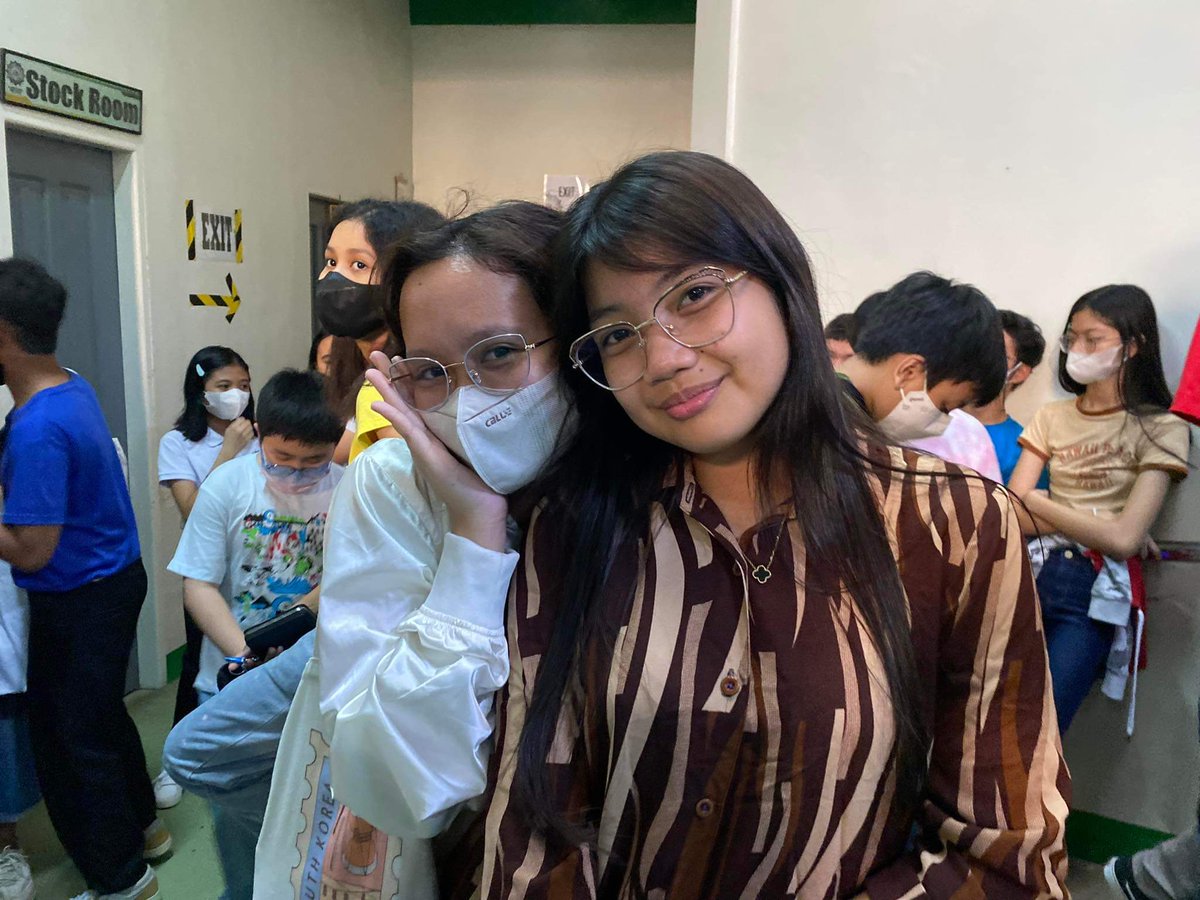 mini_tipanya's tweet photo. Sorry guys happily married na me @mashedpotato_fr 🥰🙈 https://t.co/kv4dnJ6PPf