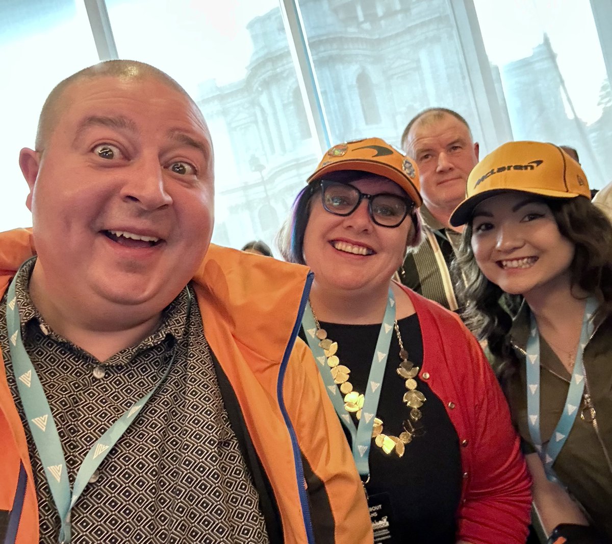 SimonGBrooks's tweet photo. Excitedly waiting for the @McLarenF1 #MCL60 launch yesterday at @F1Arcade with @Sareyware & @life_of_niksi! ๐งก๐ฌ
#VELOPeoplesPaddock #McLaren60 #FansLikeNoOther #SimonSelfie https://t.co/7AaJ0J2coW