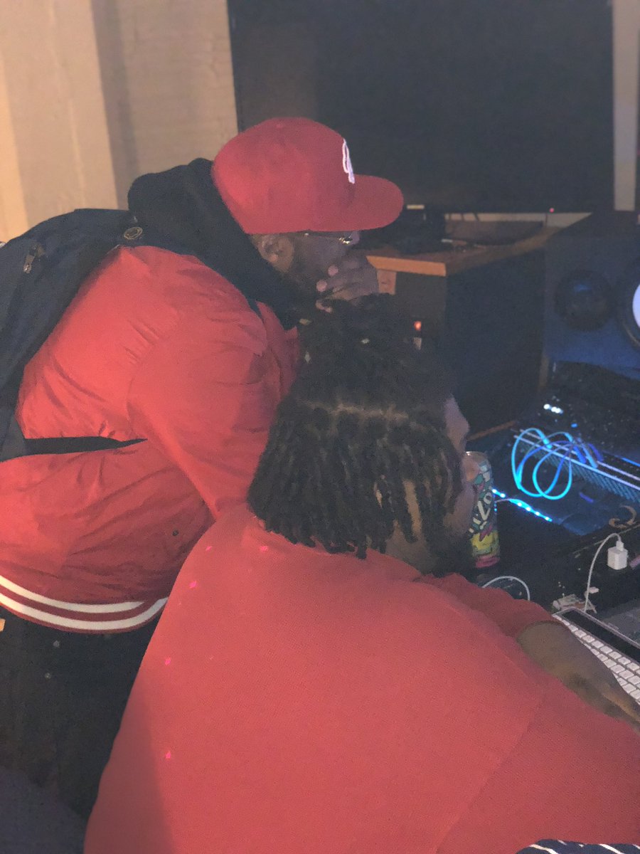 CareerTheBrain's tweet photo. 10 years+ deep only had one disagreement &amp; we settled it like men &amp; it was over money &amp; u ain’t ask for a penny sense u didn’t wanna charge me either we ain’t Neva got into no bs unless it was some street shit &amp; I ain’t Neva had to question if u was there for me I’m glad https://t.co/6XZTF4DdaY