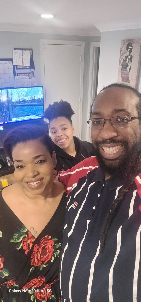 AJDSR70's tweet photo. Happy new Valentines Day to my Beautiful wifey  Kelle and my beautiful daughter Carys. #GOODDAYDC https://t.co/CwrrDZBsRE