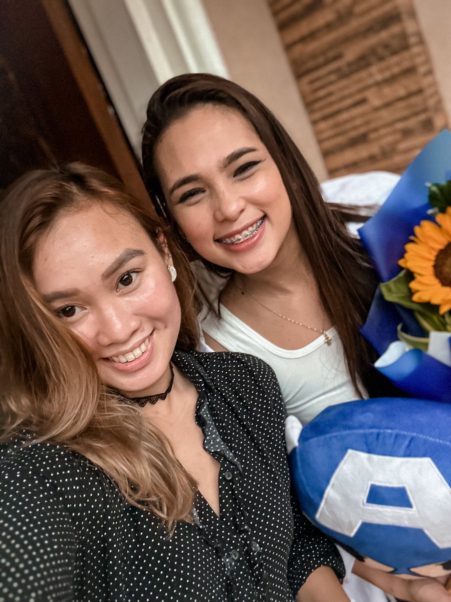 leipong's tweet photo. Happy Valentine’s Day , Loves 🫶🥰 https://t.co/cLpgSwK5Nq