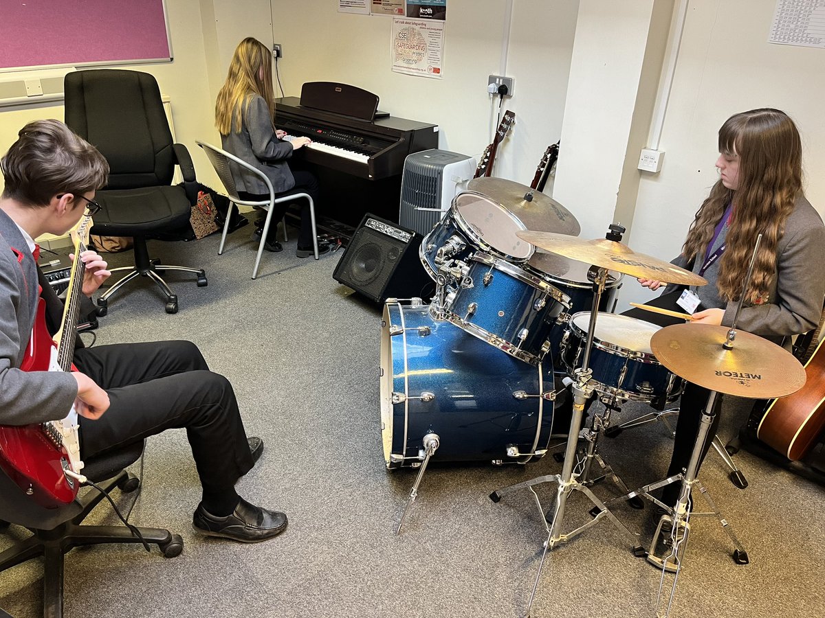 Average day in the @MoretonSchool Music Department. Band Club, Piano lessons, ensembles rehearsing. What a wonderful environment to walk into every day. So many talented individuals. 🎶🎶🎶🎶🎶🎶🎶🎶🎶🎶🎶🎶🎶