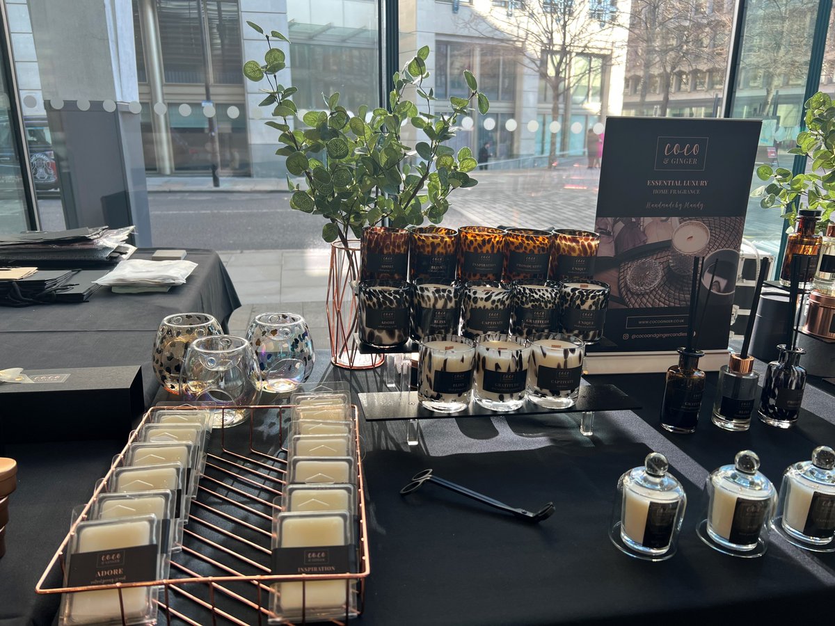 20GreshamSt's tweet photo. @20GreshamSt to celebrate #ValentinesDay we welcomed @Coco_ginger16  who provided us with a stunning array of Luxury candles, diffusers and home fragrances that are Handcrafted by Mandy Paterson in Essex. 🕯️♥️🕯️♥️🕯️
To support the buisness please visit : 
https://t.co/HGX0LbrROV https://t.co/EXg36qBLxH
