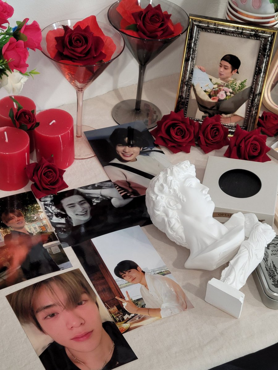 1_first_rose's tweet photo. 💚카페 복숭아꽃
직원분 친절하시구 꾸며진게 로맨틱해요.... 사진들 다 너무 이뿌ㅜㅜ 컵케잌 진짜 맛있서요
#Youare_my_Romeo https://t.co/HQfC4CUN2I