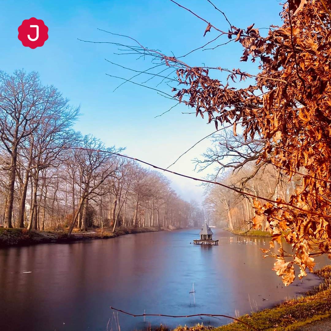 Deze foto is een paar maanden geleden gemaakt van Herema park. Wat is Joure toch mooi!

Foto is van J. Reitsma
