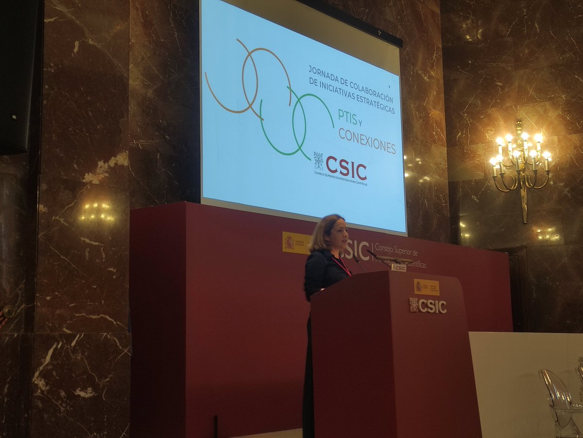 ESCiencia_CSIC's tweet photo. En la I jornada #ColaboraciónEstratégica, @delPinoE y @searavalero hicieron referencia a los Libros blancos #DesafiosCSIC
Disponibles en @EditorialCSIC
🔗https://t.co/2xH5V686pe
4 de ellos traducidos al español 🙌
🔗https://t.co/BtIG5kcfS8
@CSIC_VAACT https://t.co/VEPSt38nfR