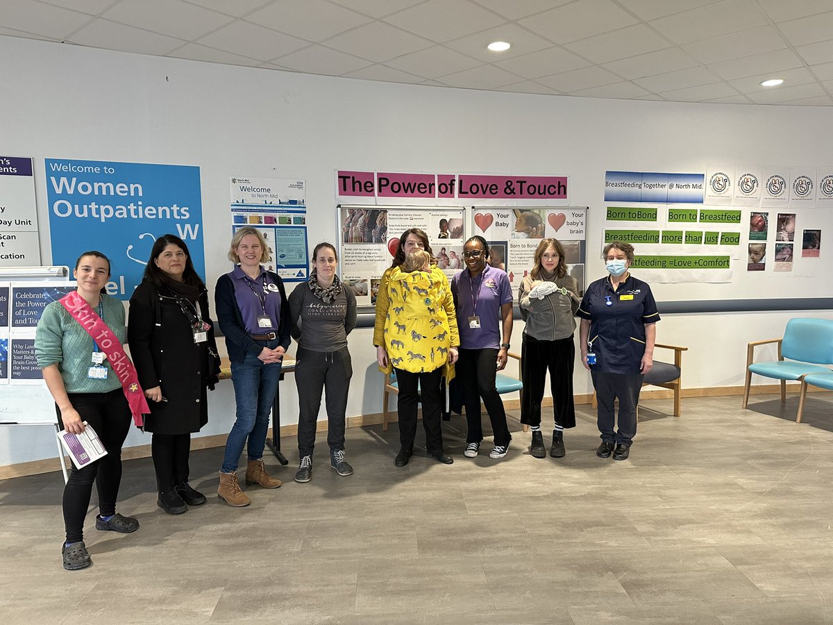 zenkim74's tweet photo. Fantastic to meet mums, carers, students and colleagues from breastfeeding network all being supported by Jane to talk about the ‘Power of Love and Touch’ in our maternity reception with our expectant parents. @NorthMidNHS @barbarakuypers @NicoleCNHS @SarahHa88622902 https://t.co/3HLyLBz4TW