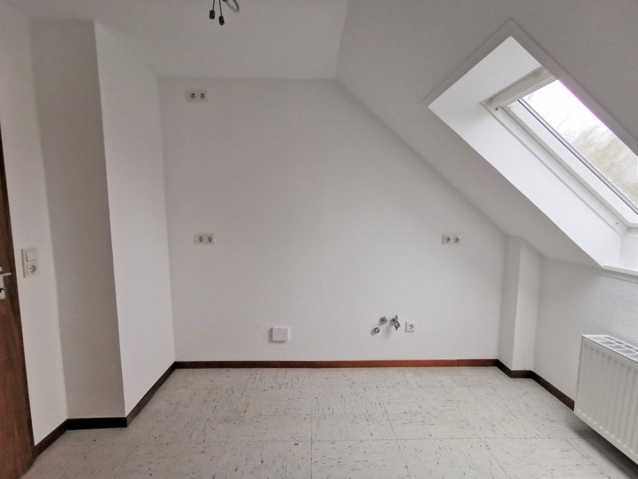 dieckmann_immo's tweet photo. #Dachgeschosswohnung in #Schwerte #Ergste
✓ ca. 65 m²
✓ 4 Zimmer
✓ Tageslichtbad mit Dusche
✓ zahlreiche Staumöglichkeiten
✓ gepflegter Zustand
✓ Waschkeller
✓ Kaltmiete: 520,00€
https://t.co/rtBGxwwVw8
📩 immo@dieckmann-immobilien.de
📲 +49 (0) 23 04 - 23 96 110 https://t.co/XrthEfDlEW