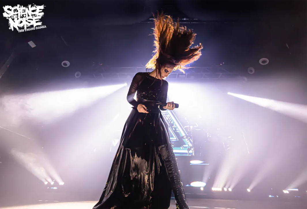 Science_ofnoise's tweet photo. Gran recital de #symphonicmetal el vivido hace solo unos días -en una @RazzmatazzClubs llena casi hasta la bandera- de la mano de @apocalypticafi, @Epica y @Wheel_band.

#Apocalyptica #Epica #Wheel #metal #progressivemetal #MadnessLive #XRayTouring

https://t.co/1OHVplcREn https://t.co/iGuflVfYKa