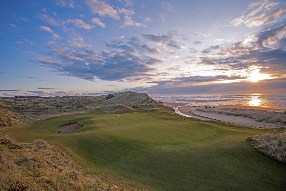 yourgolftravel's tweet photo. LIKE this post if you ❤️ links golf 

Our favourites: https://t.co/OAAbUlEjRs

#Linksgolf https://t.co/7d3Bb0DDyo