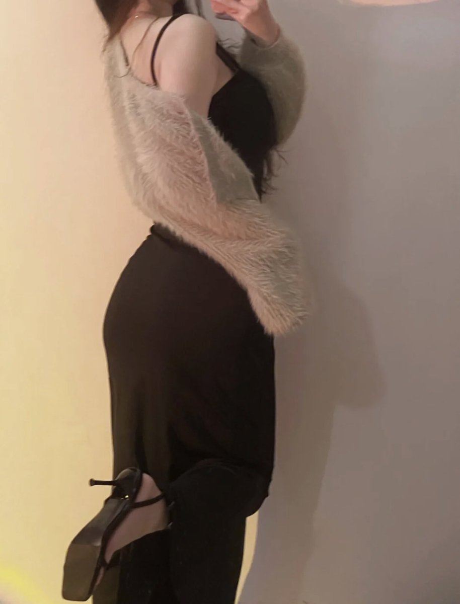 yulin6656's tweet photo. 深夜���答：你有多久没有性生活了？老实回答 #山东 #美女 #人妻 https://t.co/rL7urfUPzh
