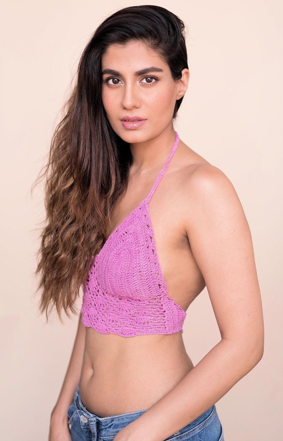 Fo7X3zGaIAAHN0M?format=jpg&name=900x900