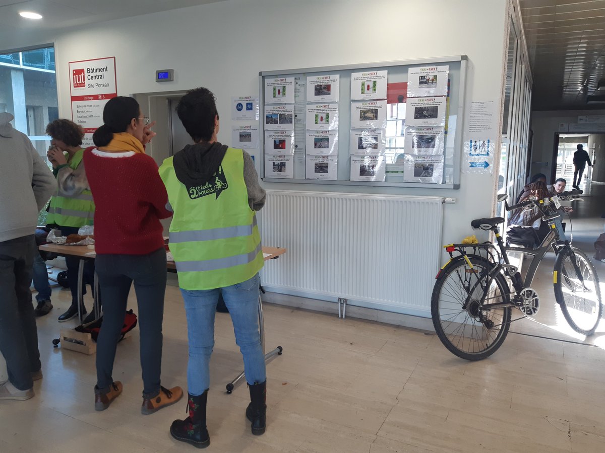 IutToulouse3's tweet photo. Semaine défi #AYAV @2Pieds2Roues🚴♀️ Allons-y à #vélo !
🙋♀️Stand d'information sur la #mobilité à vélo dans le hall IUT Ponsan : venez vous renseigner et échanger jusqu'à 14h !
▶️Participez au défi et découvrez les animations de la journée : https://t.co/0lfm9VsvBB https://t.co/UZLr2PqpLO