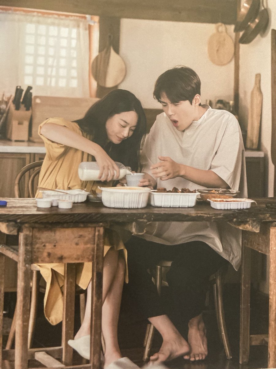 MinahBrazil's tweet photo. 『📸 — Algumas fotos inéditas dos álbuns de fotografias de #HometownChaChaCha! 🤍

Essas fotos são tão adoráveis 🥰
Uma surpresa maravilhosa de #ValentinesDay para os fãs de Gongjin e do nosso casal covinhas, SikHye! ❤

#ShinMinAh #ShinMinA #신민아 https://t.co/wuuRIP1Jlo