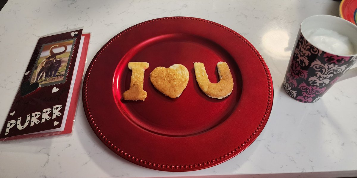 MaysCafeWorld's tweet photo. My mom is the best I love her with all my heart. Thank you mommy. #happyvalentinesday https://t.co/lCksmsM23Y