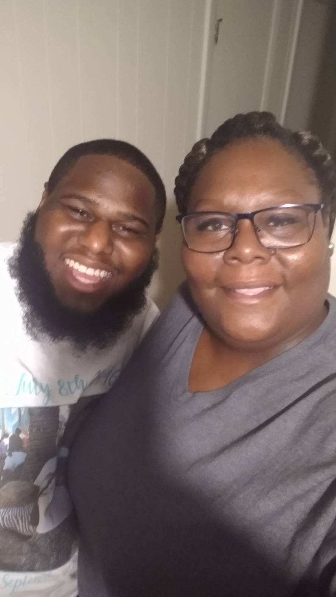 wordplay_kid26's tweet photo. Happy Valentine's Day to my breast cancer surviving mother https://t.co/zUyw32R8fT