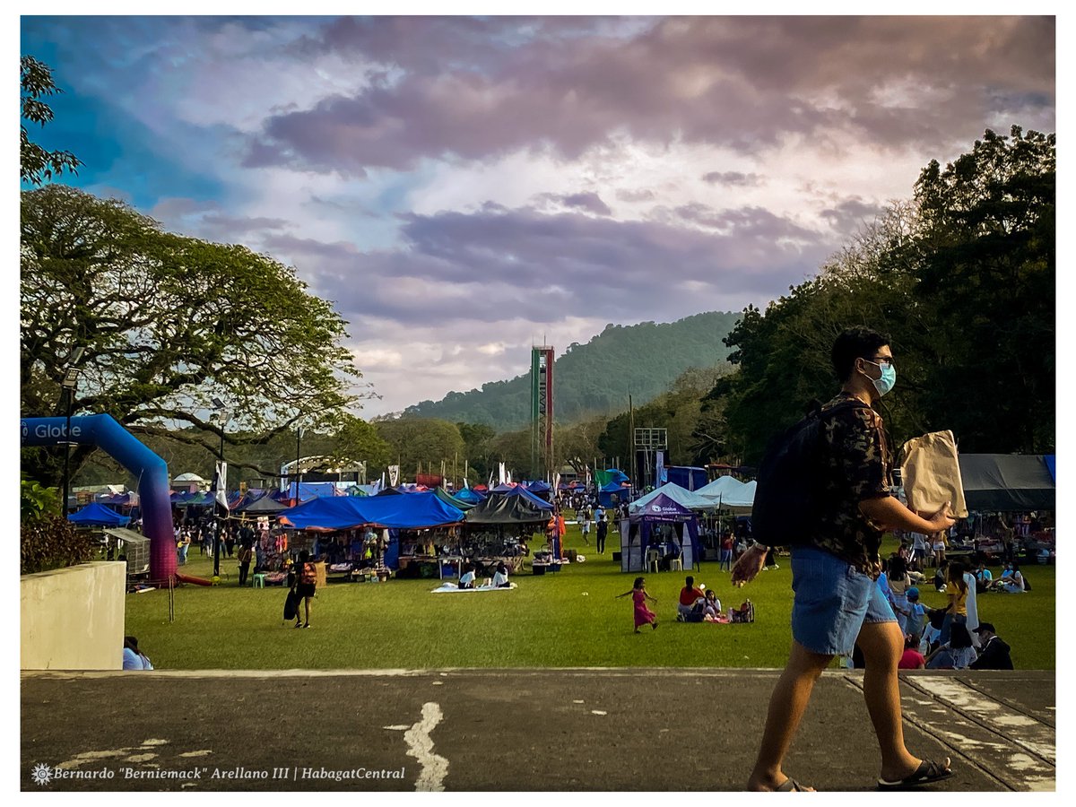 habagatcentral's tweet photo. Balik sigla sa Panahon ng Kapistahan ng #FebFair sa #UPLB!
Nakakagalak sa puso na makitang buhay na buhay ang UPLB, matapos ang halos 3 taong katahimikan nito, buhat nang nagdaang lockdowns dahil sa Pandemya ng COVID-19. https://t.co/KlXodAQM3B