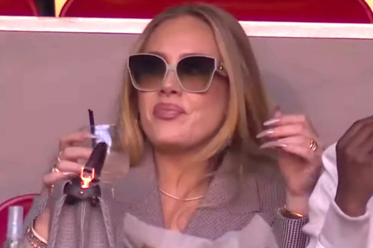 Something bout Adele at the Super Bowl is giving Jennifer Coolidge at the White Lotus 🤔 #SuperBowlLVII