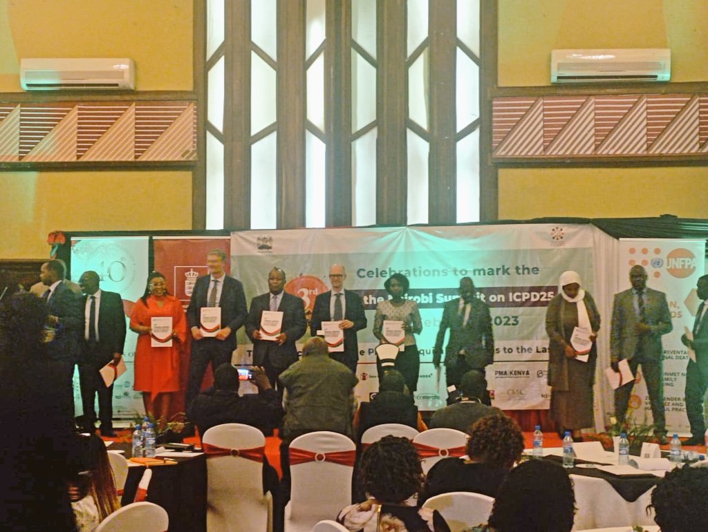 rhnkorg's tweet photo. OFFICIALLY LAUNCHED! The 3rd Annual Report implementation of Kenya's #ICPD25 commitments.

At RHNK, we're excited to have contributed to this progress achievements launched today. #ICPD25Scorecard2KE
@NCPD_Kenya @nellymunyasia

More 👉🏾 https://t.co/BlMxGWdHqY

#ICPD25Scorecard2KE https://t.co/cs5BS7Uqn8