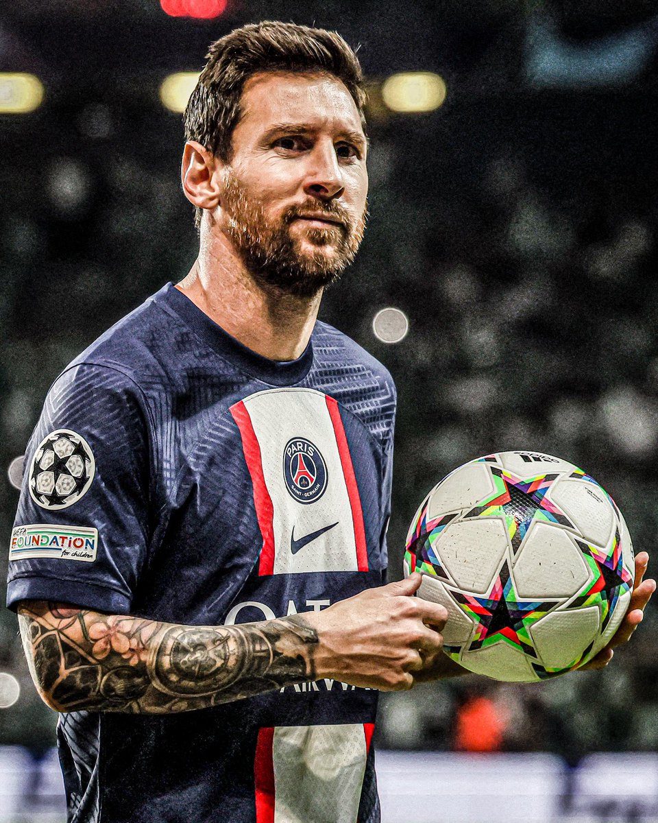 AtaqueFutbolero's tweet photo. ¿San Valentín? ¿Hoy? No puedo, juega Lionel Andrés Messi contra Bayern Munich en un mata-mata de Champions League.

Cualquier otro plan es obsoleto. 📵 https://t.co/gNZKYZ2pmd