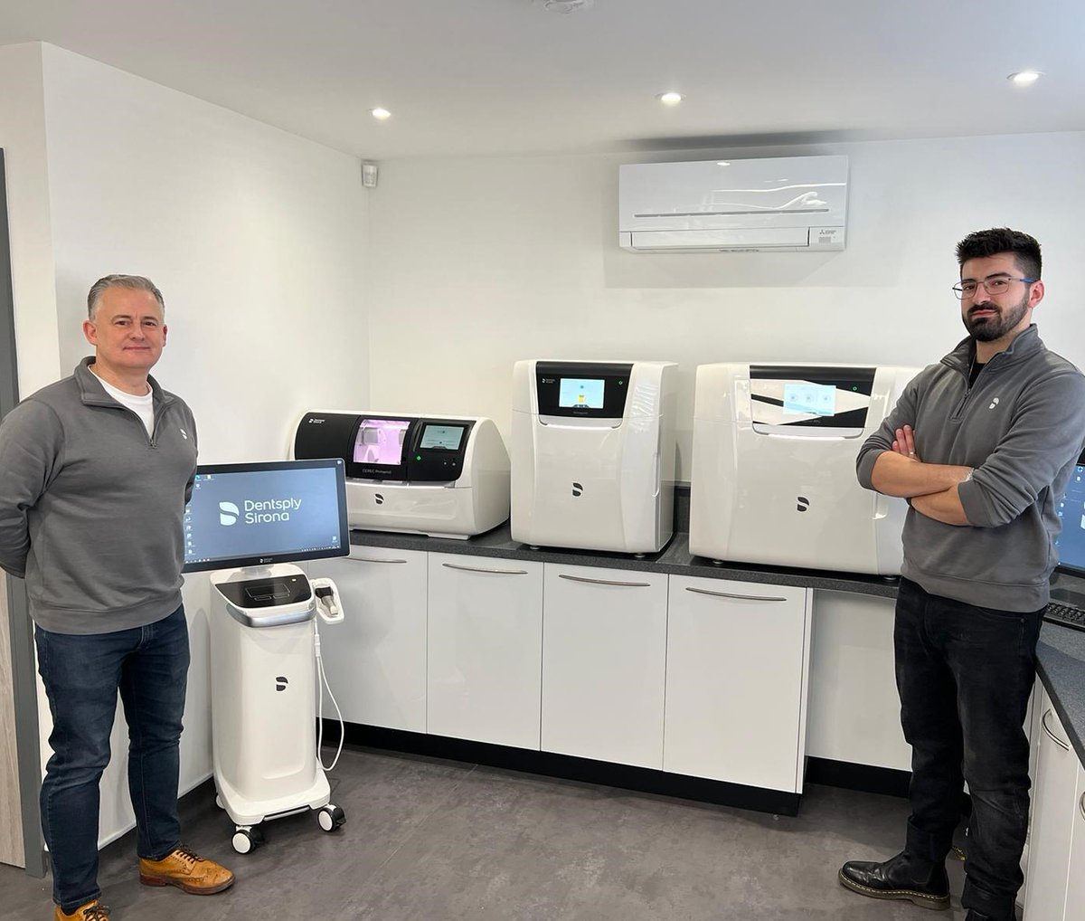 SidentDentalSys's tweet photo. The first Prime Print installation in the UK and Ireland completed by Alex at Sident Dental alongside Joel at Dentsply Sirona!

Interested in how 3D printing can enhance your practice? Contact us today for more information 

#primeprint #CADCAM #3dprinting #digitaldentistry https://t.co/f8YurkNnrv