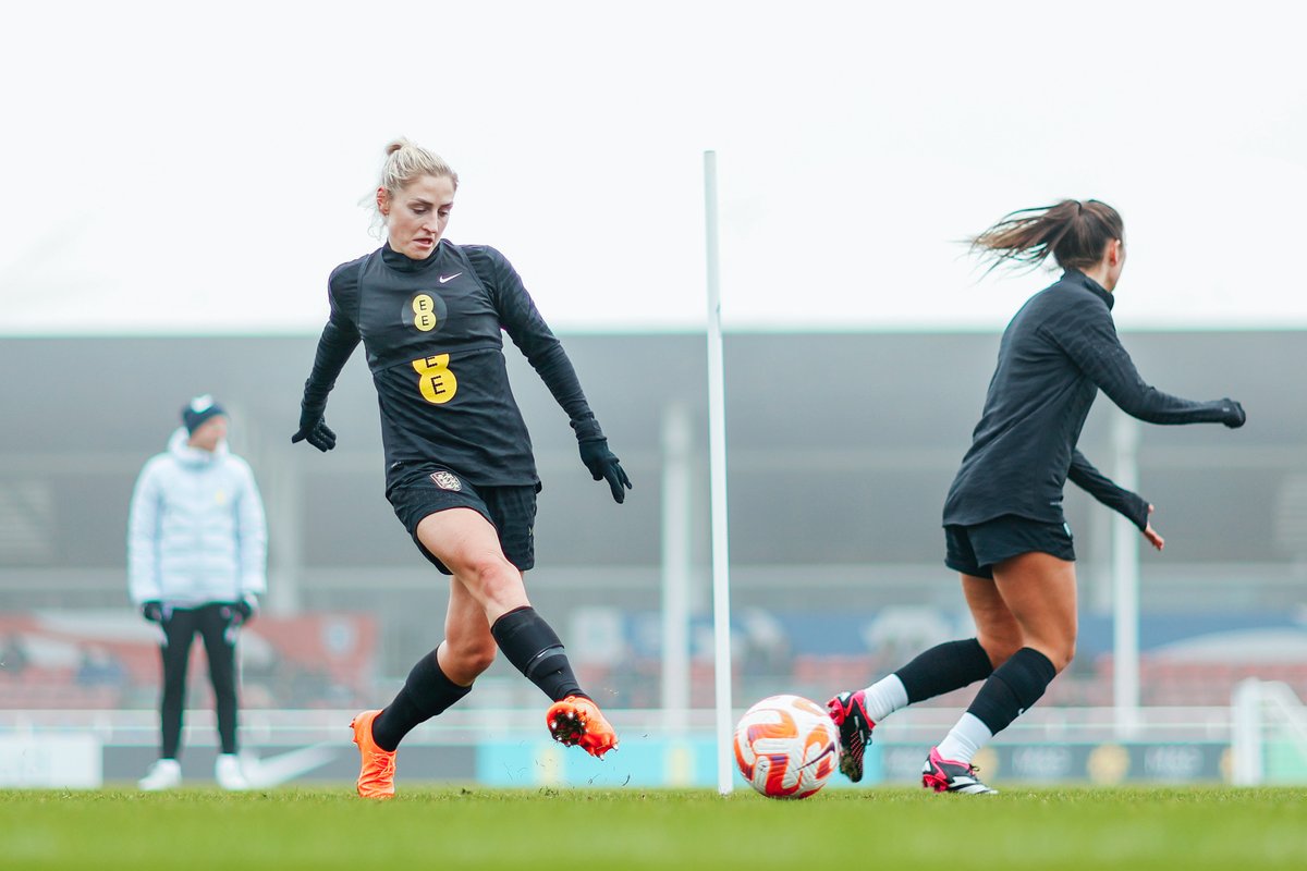 ManCity's tweet photo. Time for international duty! 🏴󠁧󠁢󠁥󠁮󠁧󠁿 https://t.co/6qVVg8EWG2
