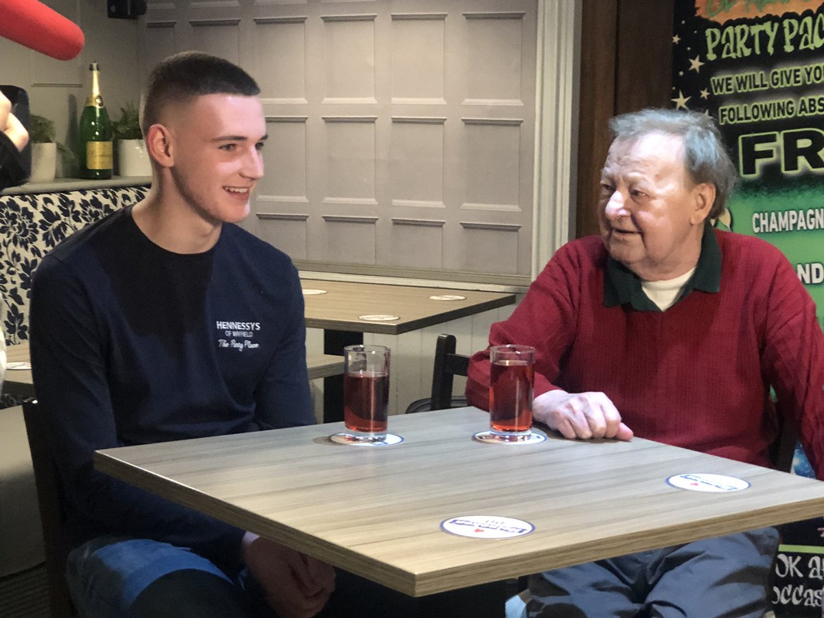 PaulByrne_1's tweet photo. A man who suffered a cardiac arrest this time last year says everyone should learn how to do #CPR.
Today a #Cork teenager was recognised by the @AmbulanceNAS for the part he played in saving the man’s life.
See @VirginMediaNews @5.30
@CorkCityFire @CCFR2012 @CorkSafetyAlert https://t.co/en5lP55uxw