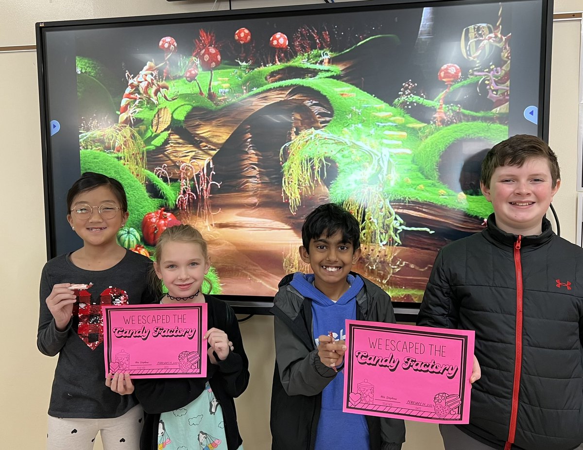 lastephens99's tweet photo. These #CISTeamTenacity students escaped the candy factory using their excellent ELA skills!  #CISKnights #Kingsstrong https://t.co/jr5DEoZPLS