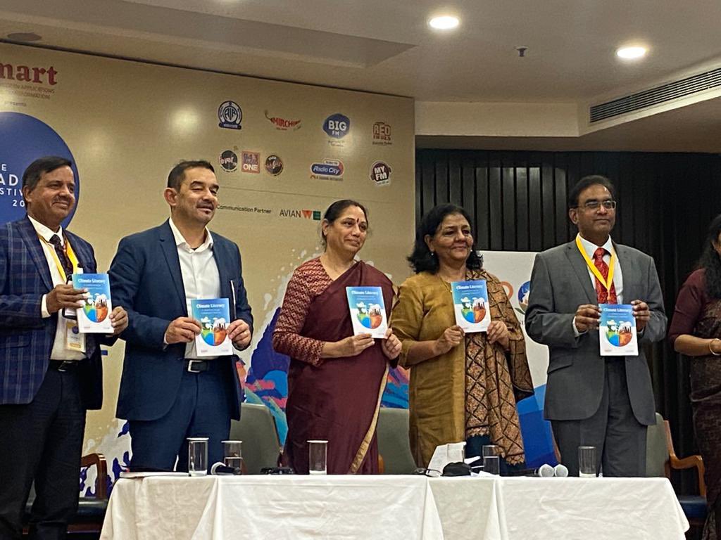 sidbshrestha's tweet photo. Encouraging radio stations to use their platforms to raise awareness, educate, and inspire people to take action on #ClimateChange @theradiofest #RadioForClimateAction https://t.co/LhG8xe5hQ6