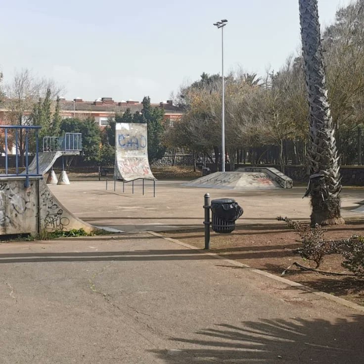 Juan_A_MolinaC's tweet photo. ❓ ¿Acabará abandonado de la misma manera?

#parqueinundable #parque #LaLaguna #lavega #Humedal #mosquitos https://t.co/zUWX3mH3A5