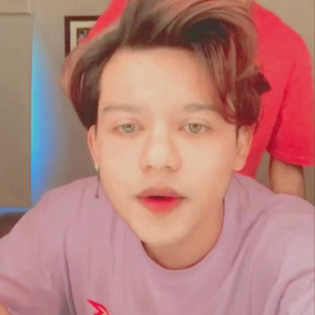 riyazxdebisha's tweet photo. Pov ur face whn ur mom finds out ur using your phn at 2am.. https://t.co/XDMrQhjyF6
