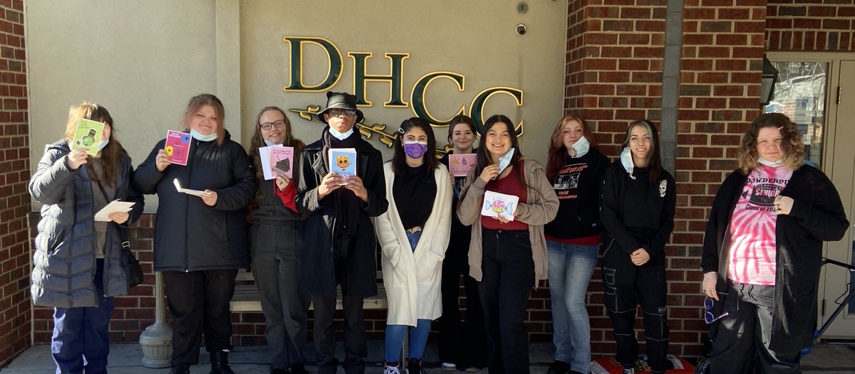CTCLC_EDU's tweet photo. Illustration and Design students designed and distributed Valentine's cards to the residents of Dunmore Health Care Center this morning. The students illustrated original card designs, digitized their drawings, and painted them digitally. #CTCPROUD https://t.co/BrAvY1lPE3