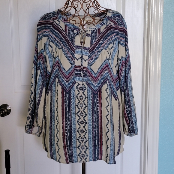 KimThekimmiller's tweet photo. So good I had to share! Check out all the items I'm loving on @Poshmarkapp #poshmark #fashion #style #shopmycloset #greentea #figandflower #styleco: https://t.co/XHB2cRC2s6 https://t.co/wlK5tcUIY0