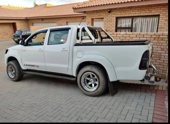 Beauty19439923's tweet photo. @GwmSouth I love the GWM P-Series Passenger Double Cab it is designed to impress with it's features that make me feel like a road warrior 💪 It has a combination between comfort and power and I always feel like I can take on any road
#DriveOfMyLife https://t.co/jlTY9rBBMT