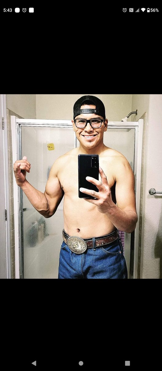 BaitedNavajoMen's tweet photo. Somebody Bait This seXXXy Man, I Wanna See Him Head To Toes 🤤 https://t.co/veRcZSEoRH