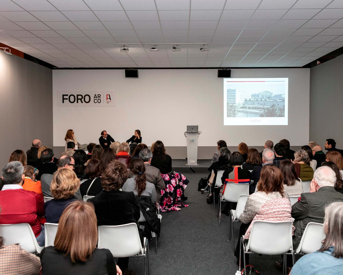 🖼️¿Te interesa el coleccionismo?

Uno de los objetivos de ARCO es impulsar el coleccionismo con actividades como el Foro Coleccionismo, el programa de asesoría First Collector o la entrega de los Premios "A" al coleccionismo. Descúbrelo en #ARCOmadrid2023: bit.ly/entradasypases