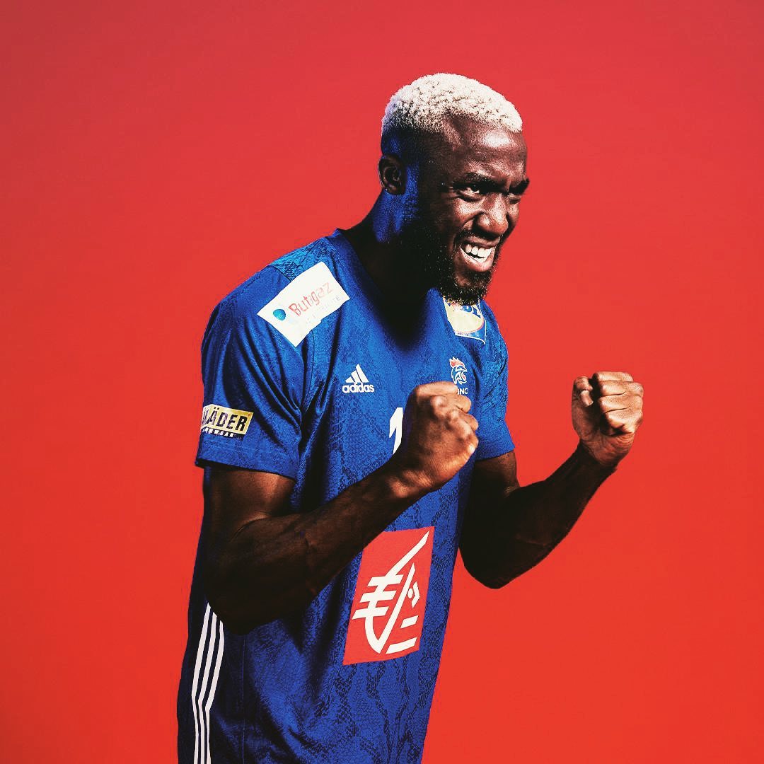 sportricolore's tweet photo. 🇫🇷 Une légende du handball et du sport Français met un terme à son immense carrière, Mr. Luc Abalo 🤝

🇫🇷 289 sélections
3🥇 et 🥈 olympiques
3🥇 et 🥉 mondiales
3🥇, et 2🥉 européennes

Merci pour tout @lucabalo 🤝 https://t.co/S6510AP8UM