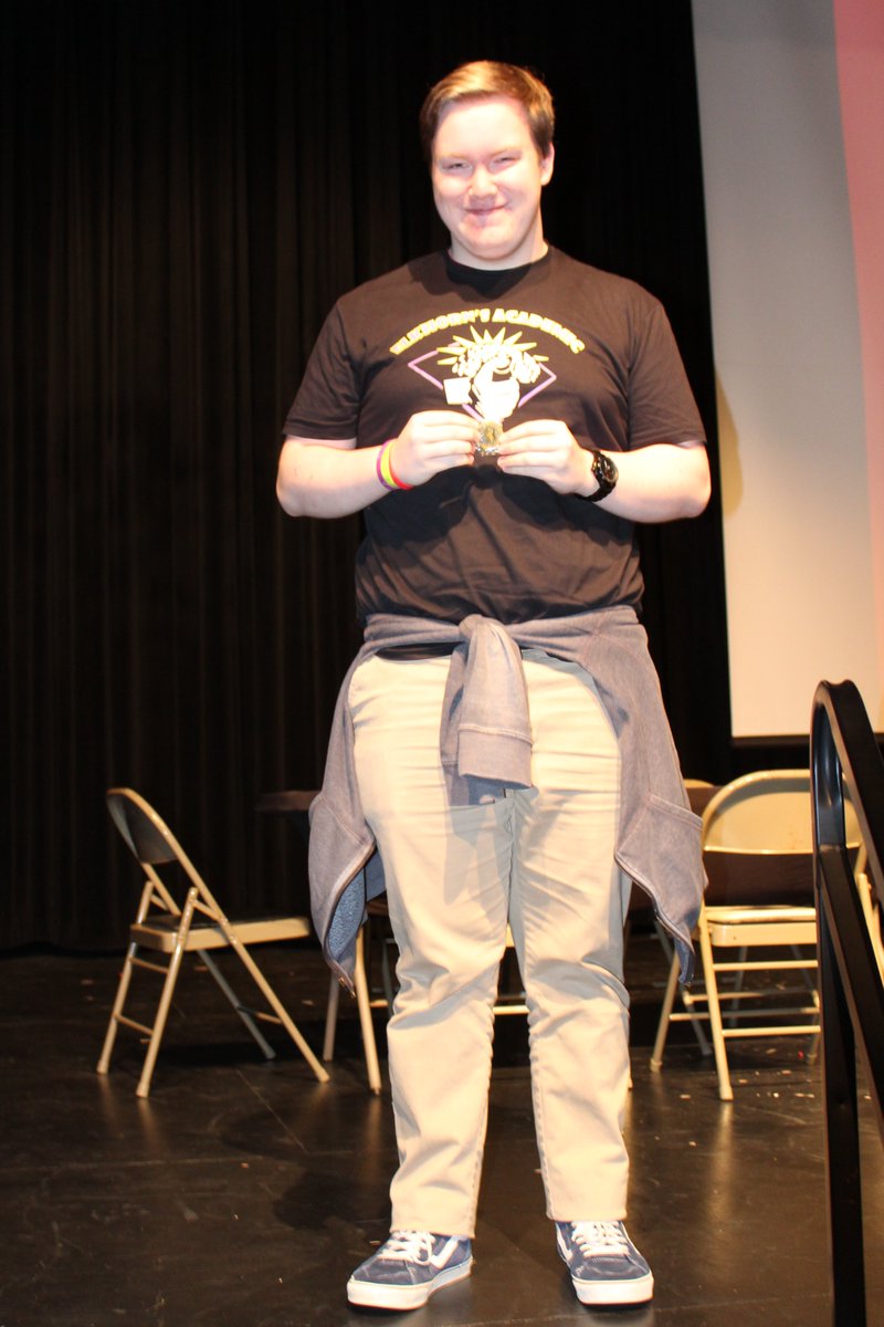 richjaeahsart's tweet image. Congratulations Mason Beynon on being the 2023 Southern Lakes Academic Bowl Conference Champion in Physics!  #eahsgo #goelks