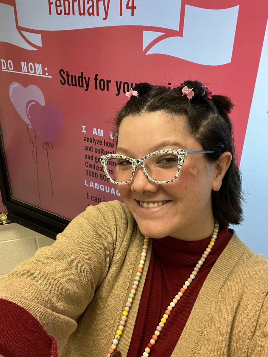 One of my 6th graders told me that they were kinda sad that Valentine’s Day isn’t festive for middle schoolers. We have a quiz today, but who says middle school can’t be (a little) festive? <a href="/WKUCEBS/">WKU CEBS</a> <a href="/CEPTatWKU/">Middle and Secondary Education at WKU</a> <a href="/BGJHS/">Bowling Green Jr. High School</a>