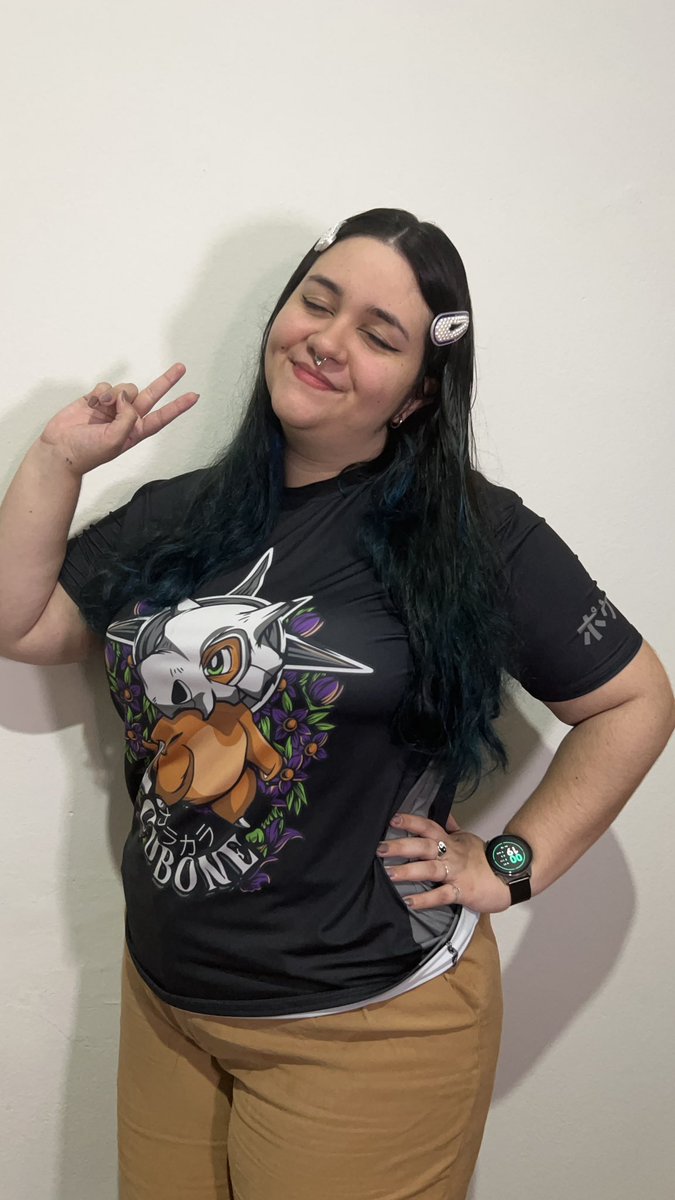 Anyazita_'s tweet photo. Dropei uma hollowear muito bonita, tá? ✨
A @C_Nostalgicas patrocinou a segunda edição da #CopaTV da @ClubTvOfc de @UniteBrazil e eles me mandaram essa camiseta maravilhosa de Cubone! 🥹
Fiquem ligados que logo chega o anúncio da próxima edição do torneio hein 👀
#publi https://t.co/dhaBFxbg5E