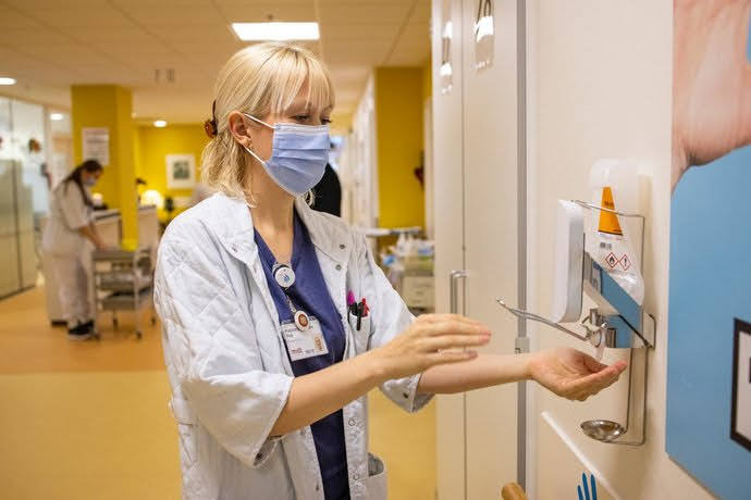 Are healthcare-associated infections (HAIs) on the rise in 2023? 

A few weeks back, <a href="/CDCgov/">CDC</a> released HAIs data that doesn’t look optimistic: it seems that HAIs are on the rise.

Read more:  saninudge.com/blog/are-healt…

#infections #hospital #handhygiene