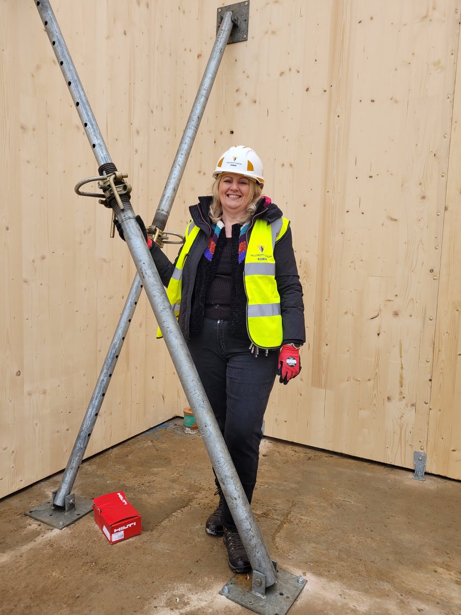 CllrDTaylor's tweet photo. I visited the new Hollycroft Primary School site in Hinckley to see our new, 210 place school being built. This is our first ever carbon neutral school build. Built from timber rather than steel, fully insulated with solar panels on the roof. Opening in Sep 23. https://t.co/kr4G5uwKOe