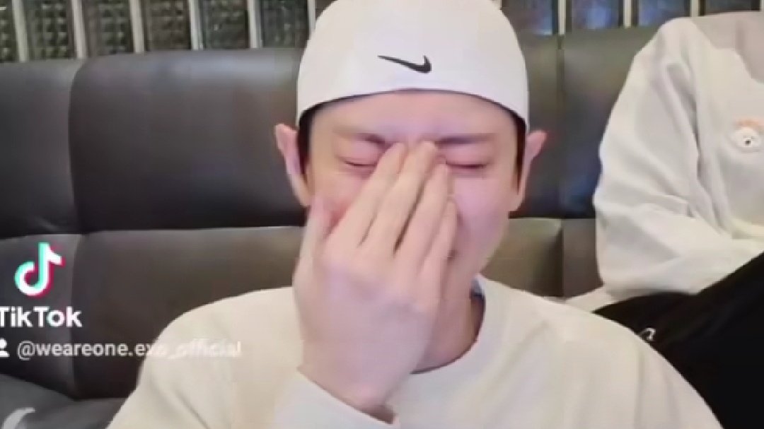 real_exol6161's tweet photo. فیلتر به یولی: من رو صورت نی نیا نمیشینم🥺

@weareoneEXO https://t.co/07KFFcQfR2