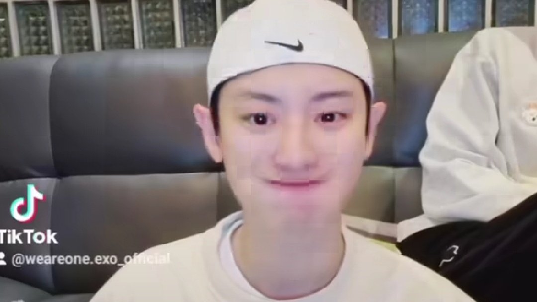real_exol6161's tweet photo. فیلتر به یولی: من رو صورت نی نیا نمیشینم🥺

@weareoneEXO https://t.co/07KFFcQfR2