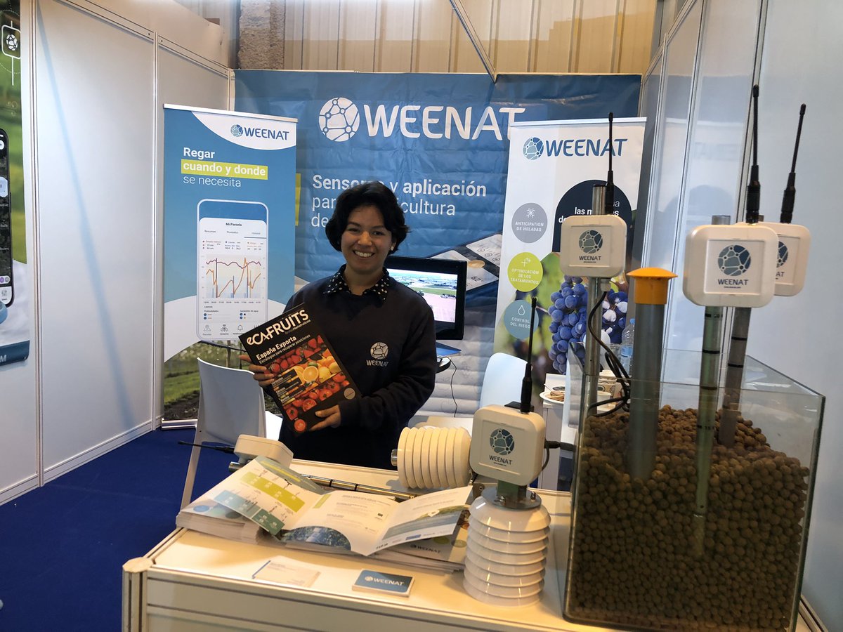 eComercioAgr's tweet photo. Visitamos a @weenat_com en @Enomaq
✅Empresa líder en controlar y optimizar el riego en todas las parcelas con el fin de optimizar el 💦 agua.
Con #Weenat puedes consultar en tiempo real todos los datos agro-meteoros de las parcelas.
#EcaFruits #Enomaq23 https://t.co/2XqRVmaGcX