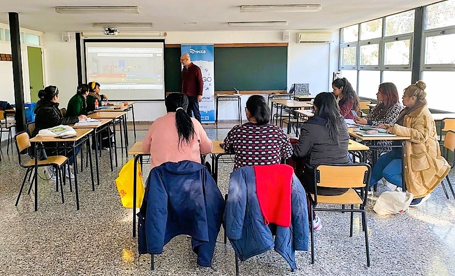 gzaracho_ecca's tweet photo. ✅18 mujeres
✅de 8 nacionalidades diferentes
✅de 3 continentes 🌎 distintos
residentes en la ciudad de Alicante
Con el objetivo de #CrearAlternativas de formación y empleabilidad.
Gracias @crequena_m y @alicanteayto por permitirnos ser respuesta.
#EccaVaContigo https://t.co/ktruFfoSda