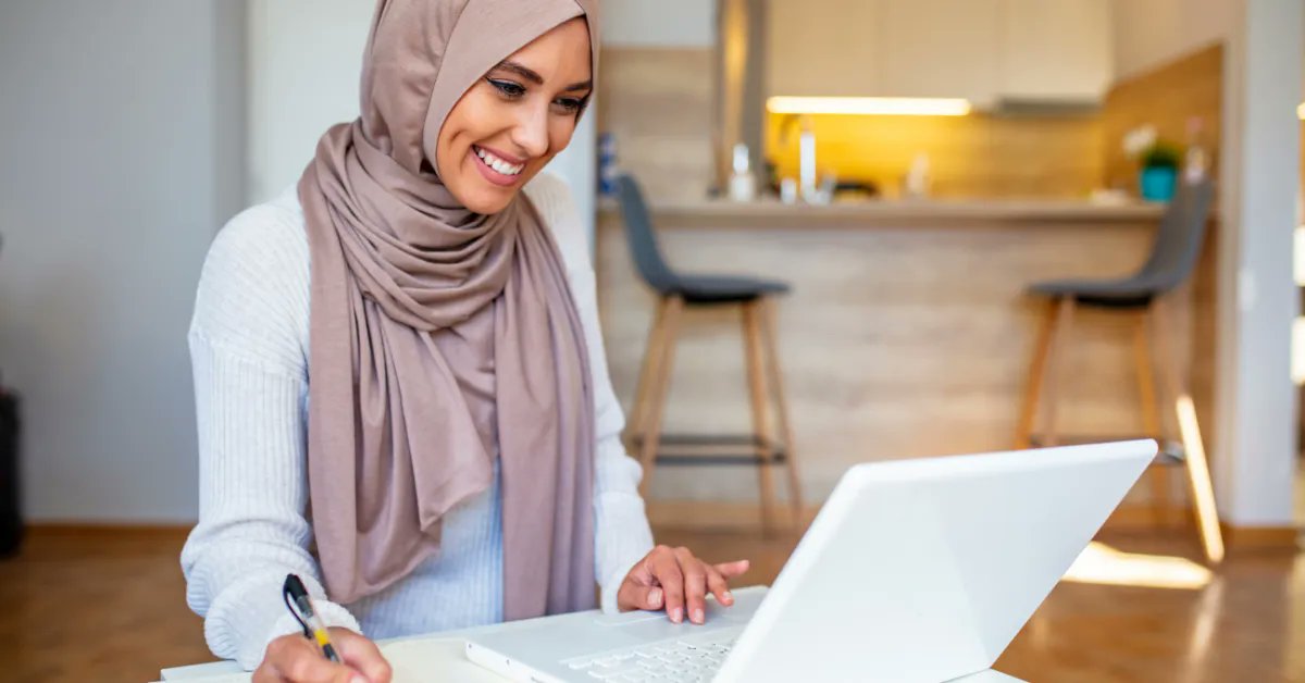 hirevouch's tweet image. The #BusinessIntelligenceEngineer will be responsible for developing, managing, and deploying various business intelligence solutions that will enable the business to transform data into meaningful insights. buff.ly/3Xw3RWM #BIDeveloper #womenintech #TechTO