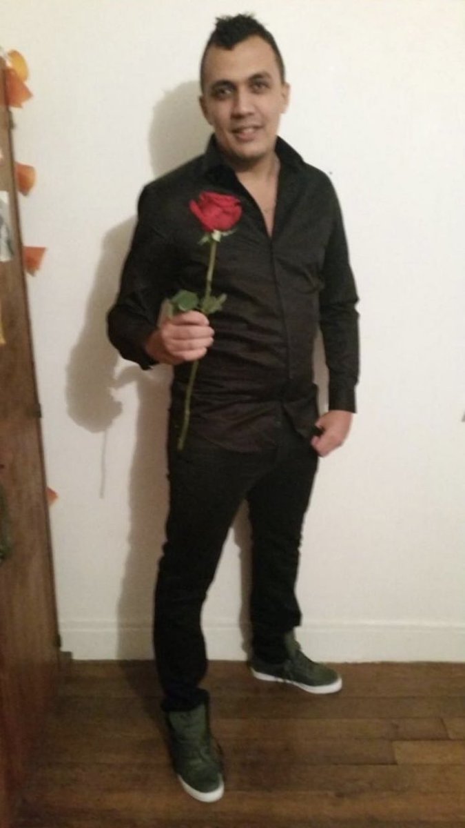 gvbins's tweet photo. bonne st valentin à tous https://t.co/vqPlLrwhrn